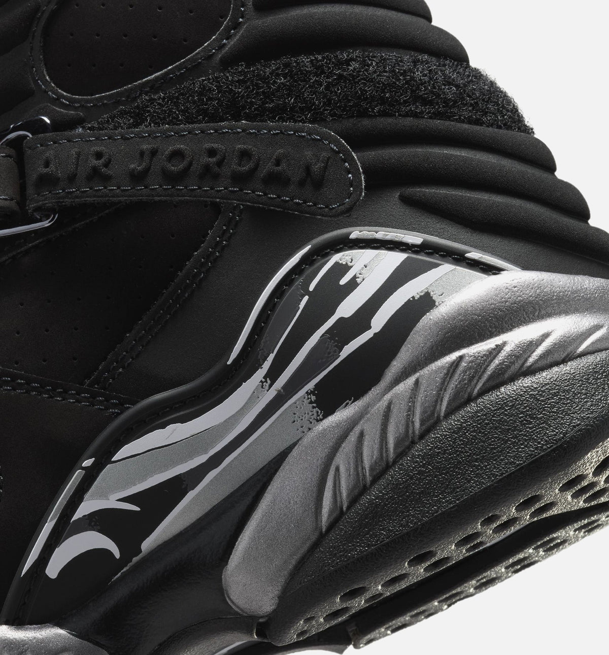 Air Jordan 8 Retro Chrome Black and Light Graphite Grade School Lifestyle Shoe